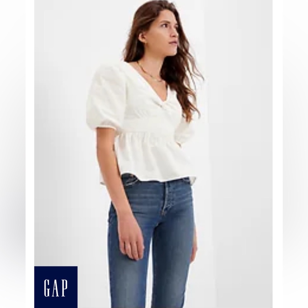 NWT Gap White Twist-Front Peplum Top